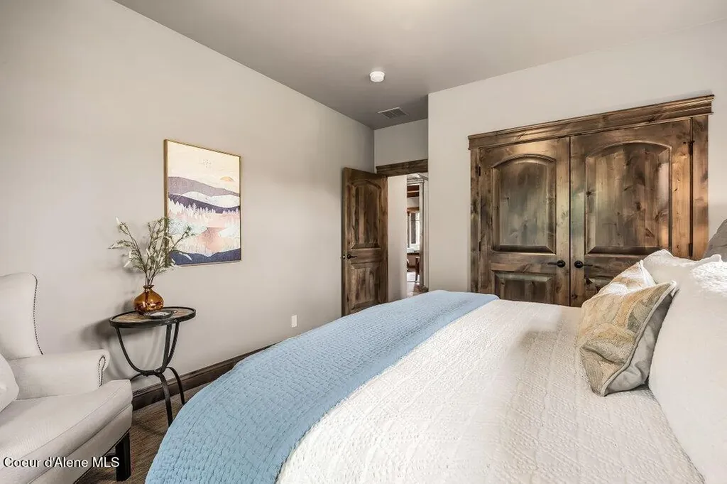 3455 E Winray Drive Hayden ID 83835