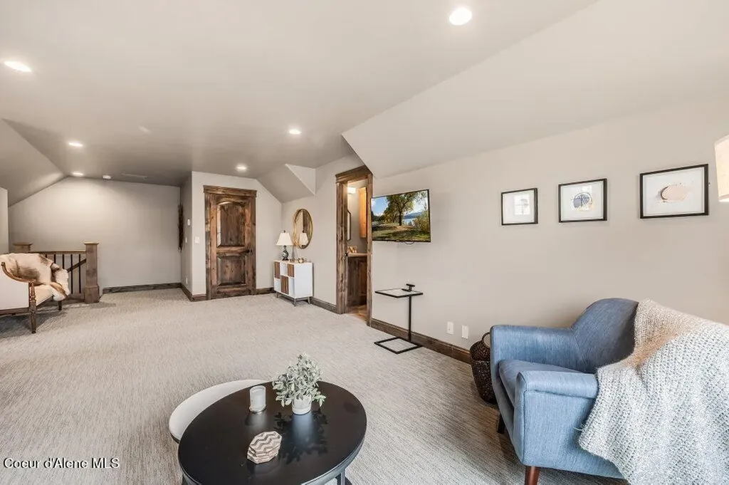 3455 E Winray Drive Hayden ID 83835