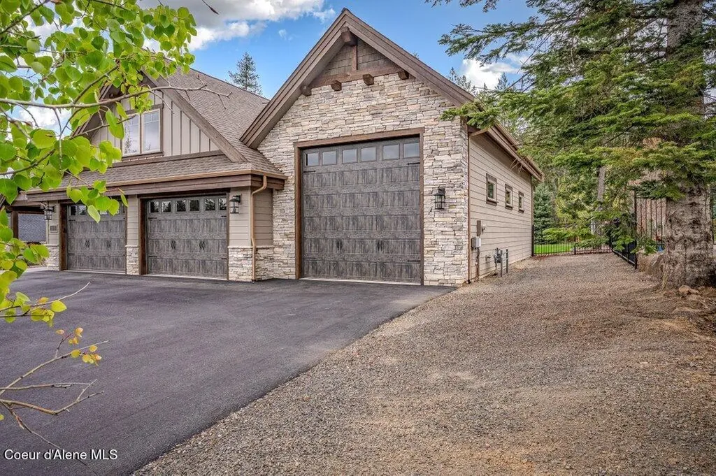 3455 E Winray Drive Hayden ID 83835