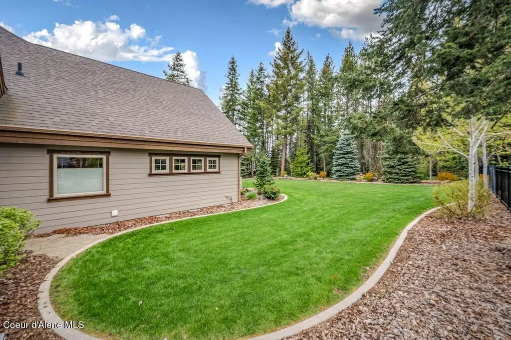 3455 E Winray Drive Hayden ID 83835