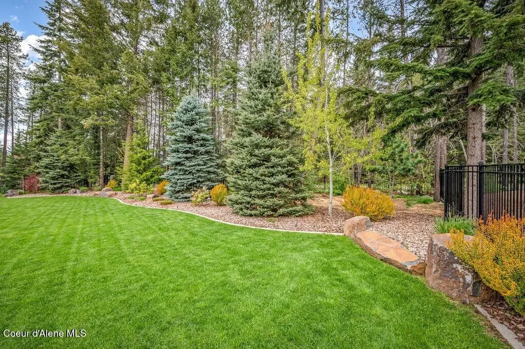 3455 E Winray Drive Hayden ID 83835