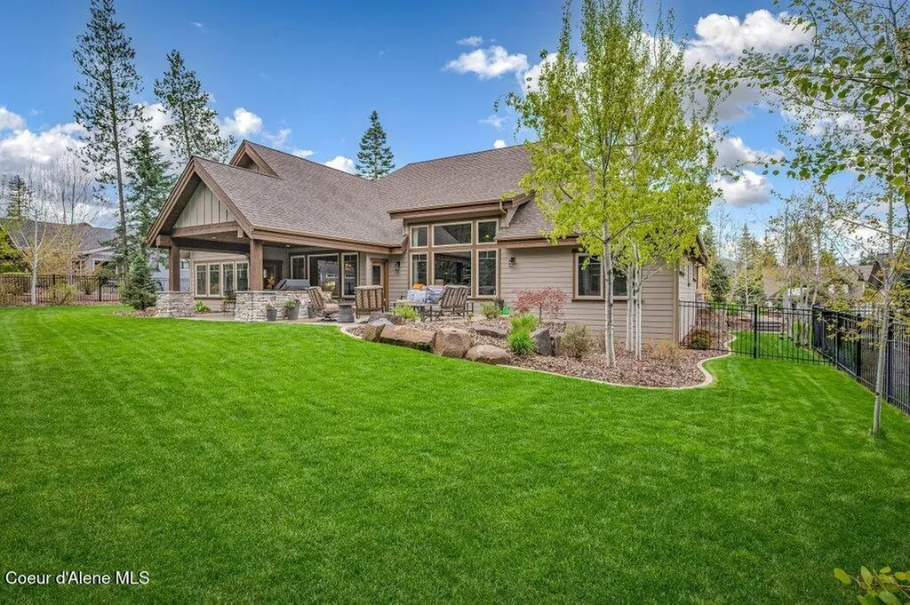 3455 E Winray Drive Hayden ID 83835