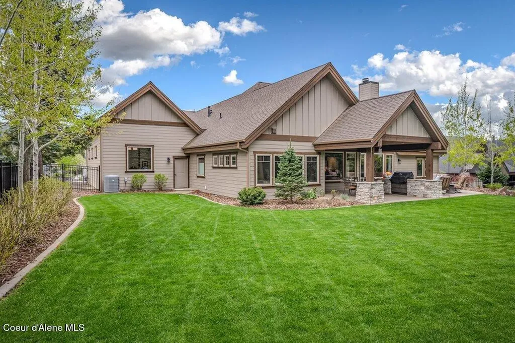 3455 E Winray Drive Hayden ID 83835