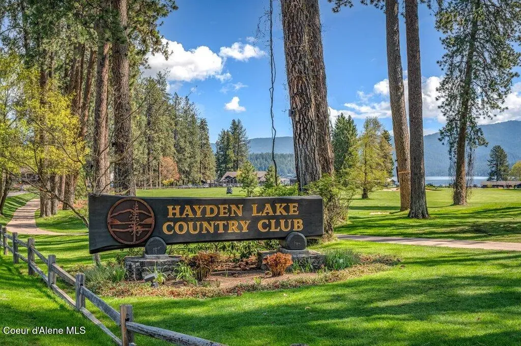 3455 E Winray Drive Hayden ID 83835