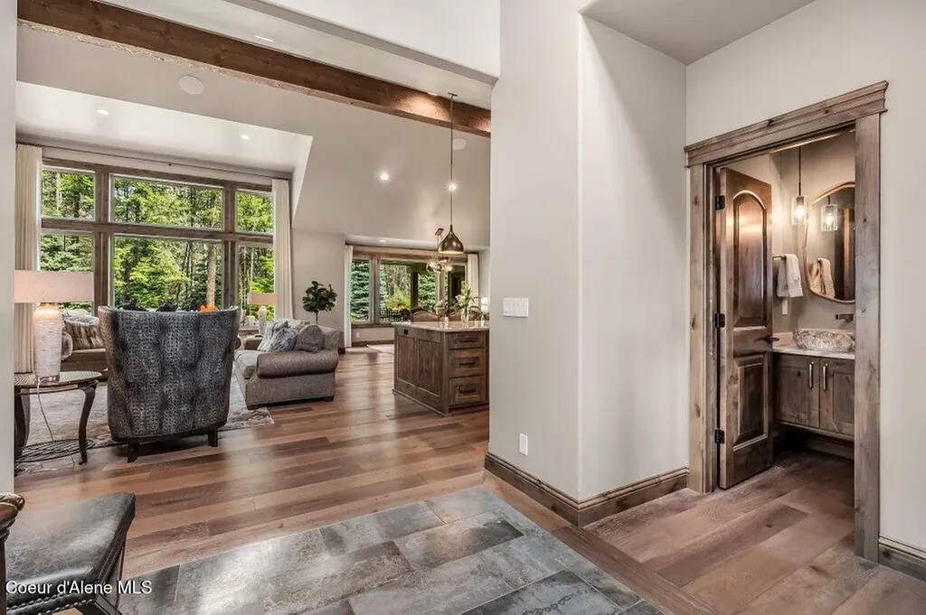 3455 E Winray Drive Hayden ID 83835
