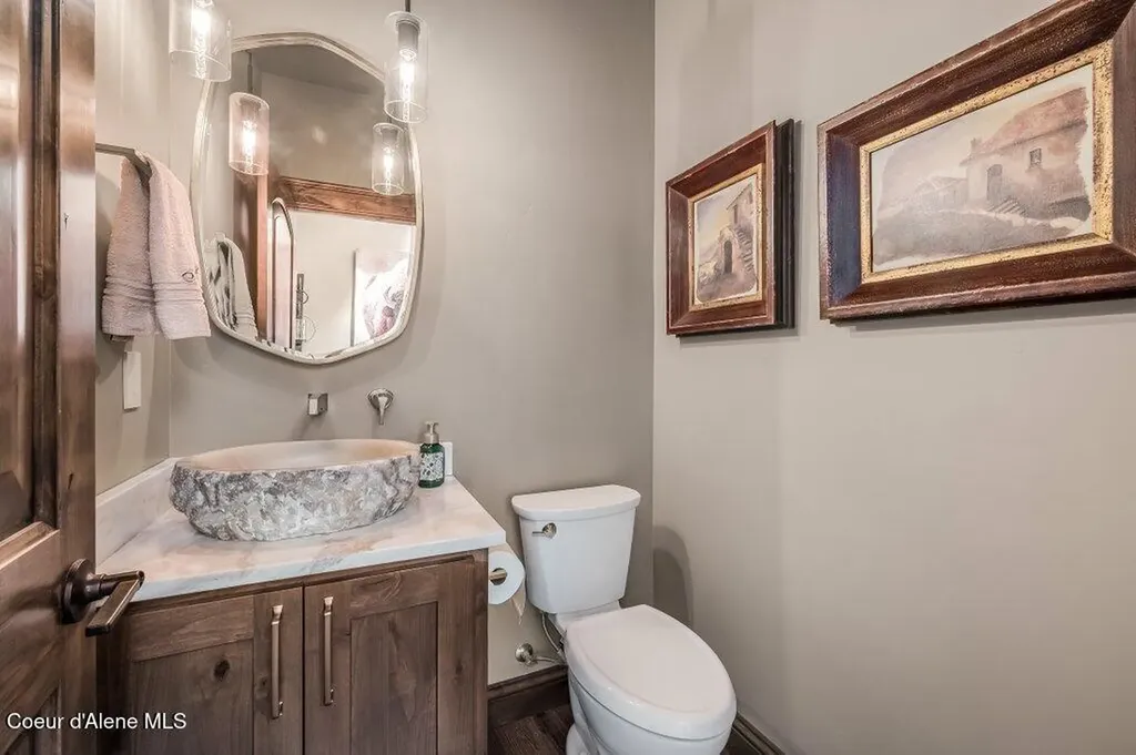3455 E Winray Drive Hayden ID 83835