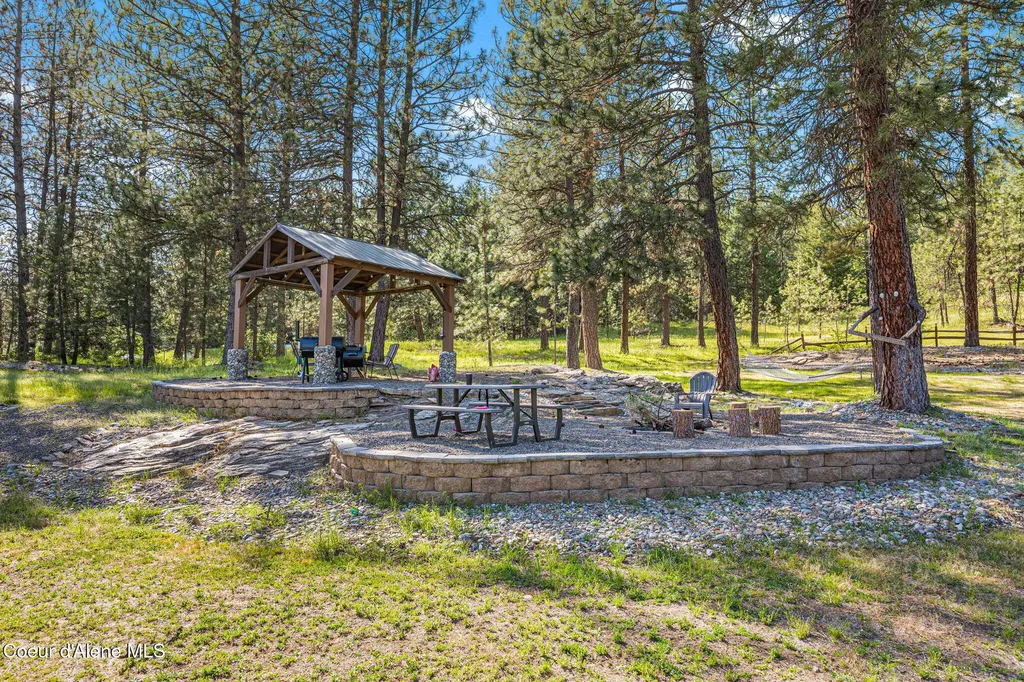 18341 W Highway 53 Rathdrum ID 83858