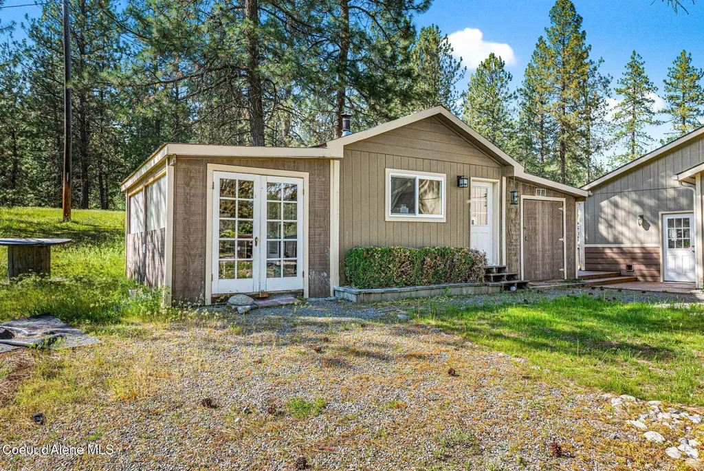 18341 W Highway 53 Rathdrum ID 83858