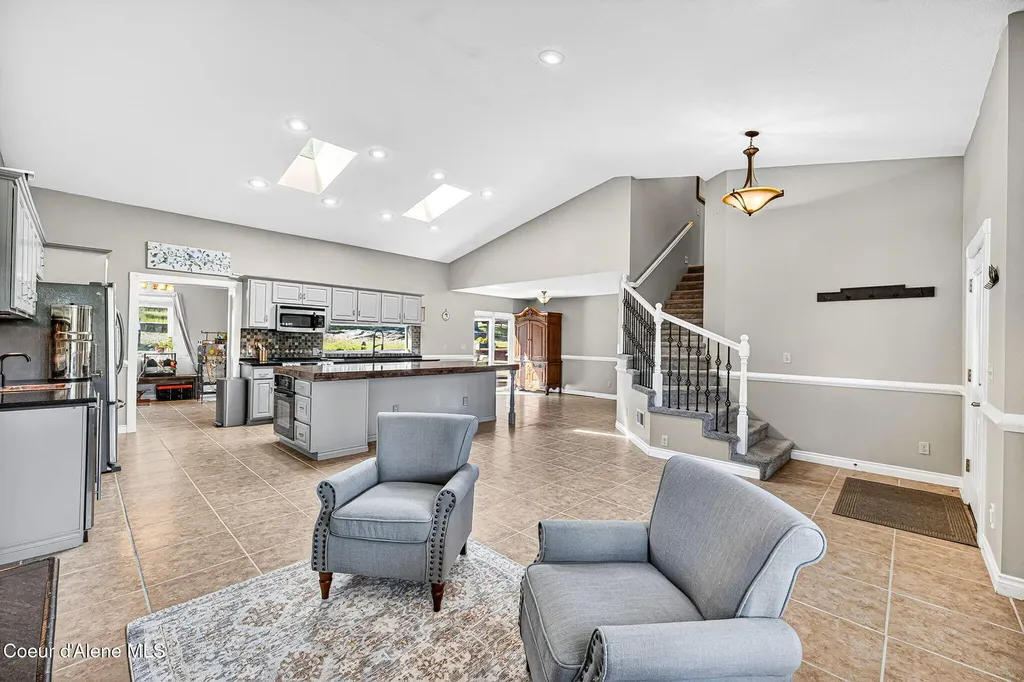 18341 W Highway 53 Rathdrum ID 83858