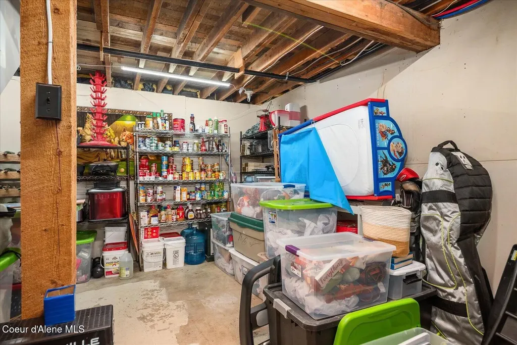 105 Lehigh Avenue Metaline Falls WA 99153