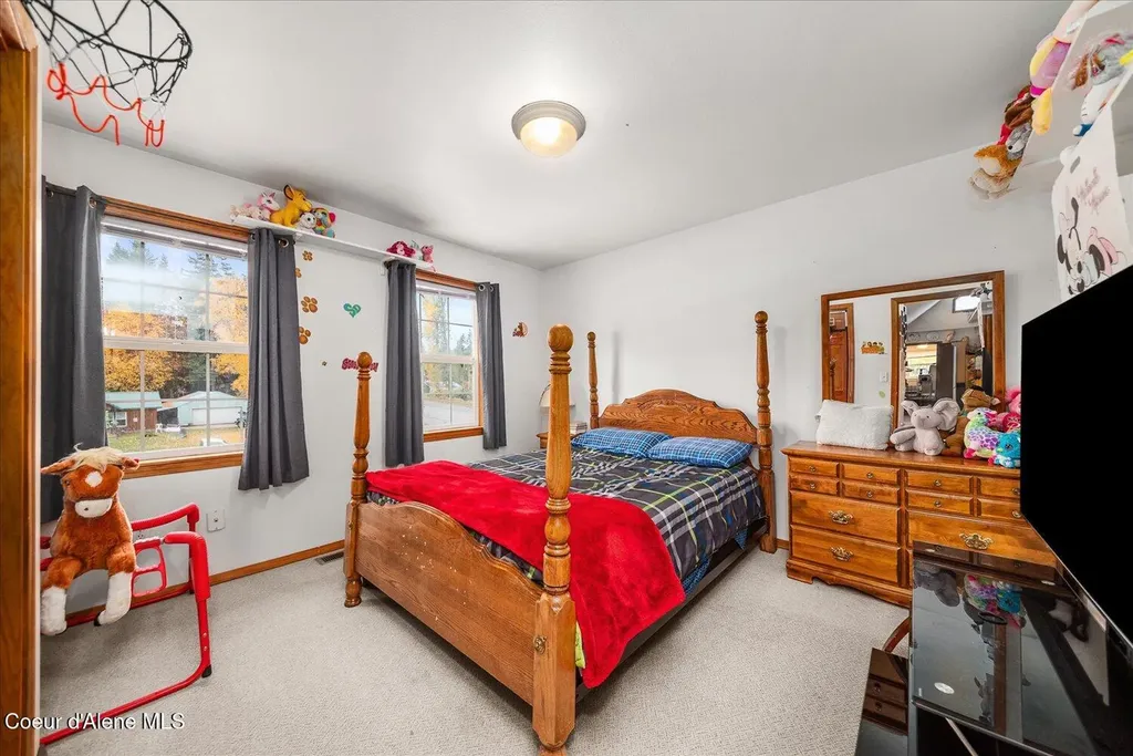 105 Lehigh Avenue Metaline Falls WA 99153