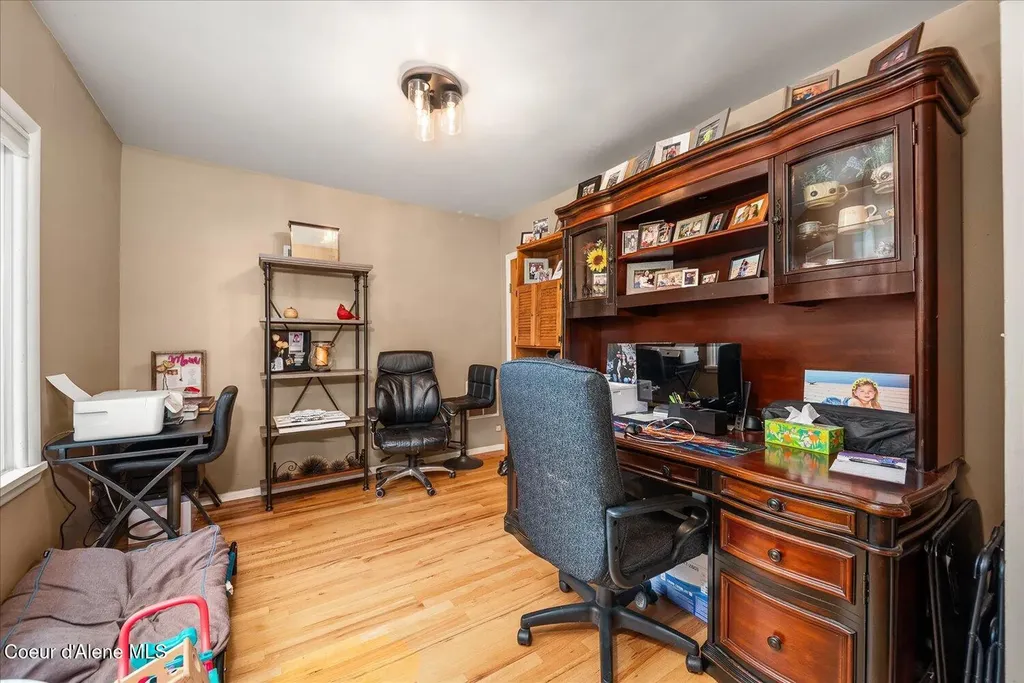 105 Lehigh Avenue Metaline Falls WA 99153