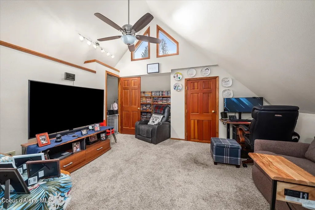 105 Lehigh Avenue Metaline Falls WA 99153