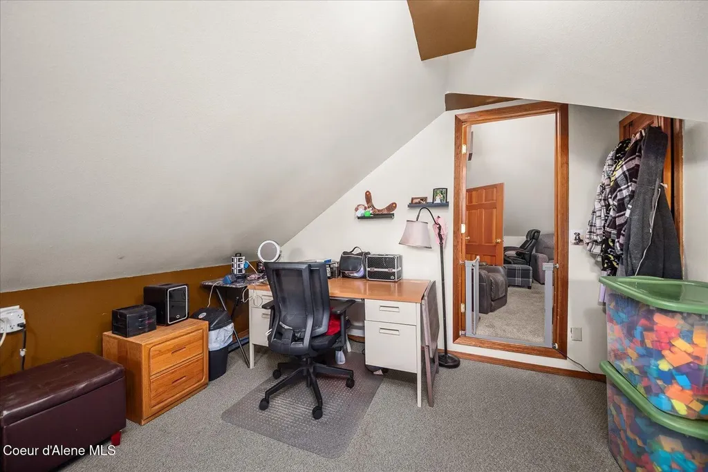 105 Lehigh Avenue Metaline Falls WA 99153