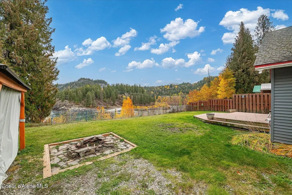 105 Lehigh Avenue Metaline Falls WA 99153