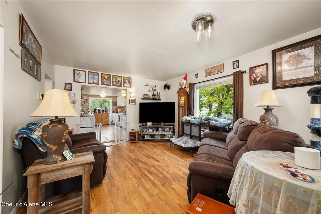 105 Lehigh Avenue Metaline Falls WA 99153