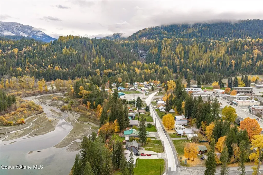 105 Lehigh Avenue Metaline Falls WA 99153