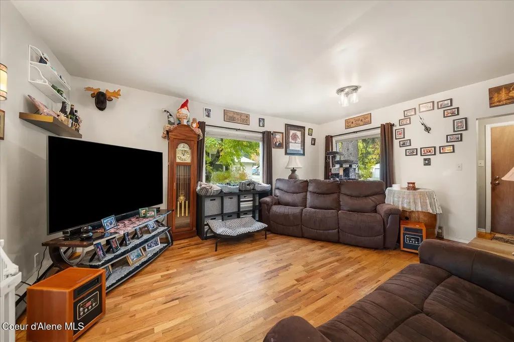 105 Lehigh Avenue Metaline Falls WA 99153