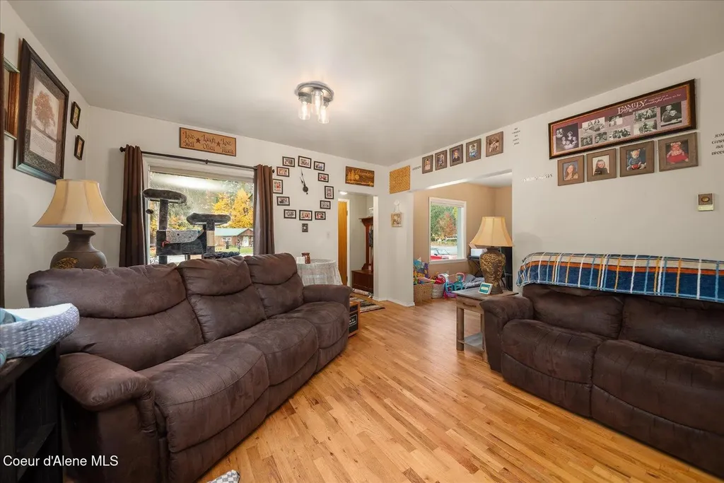 105 Lehigh Avenue Metaline Falls WA 99153