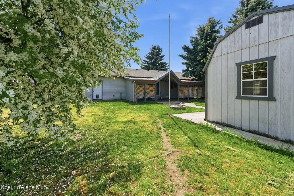 6637 W Silverado Street Rathdrum ID 83858