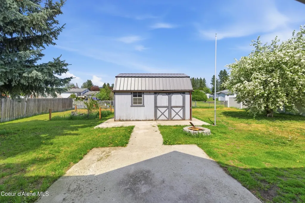6637 W Silverado Street Rathdrum ID 83858