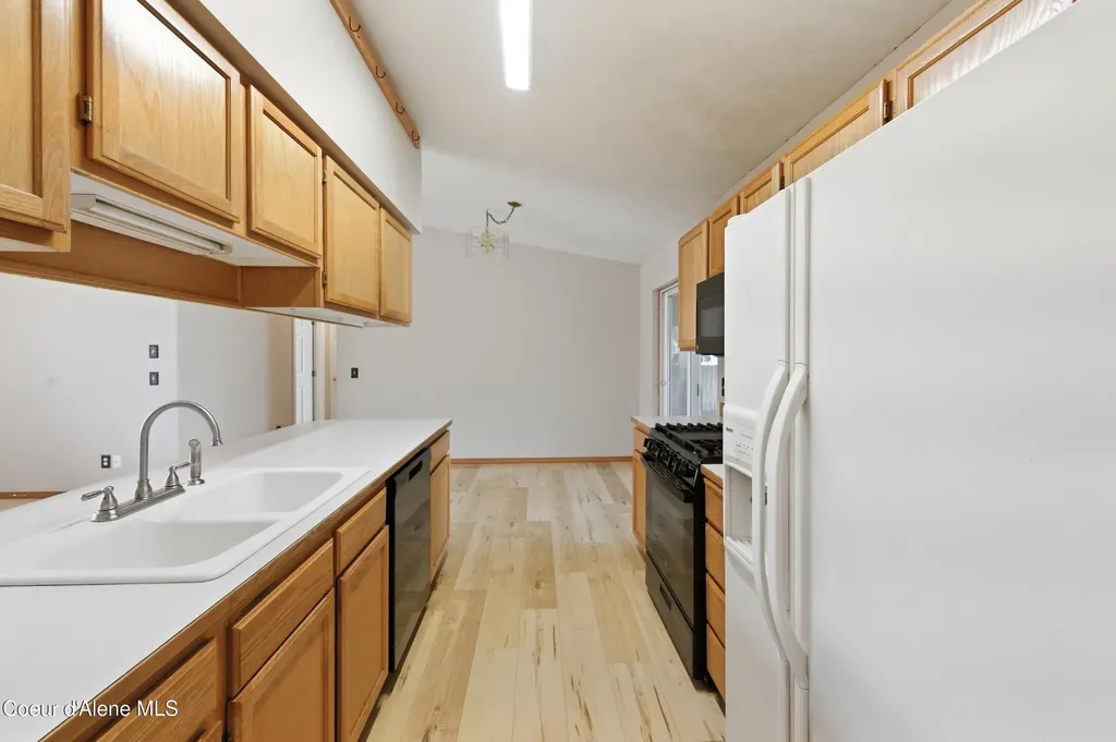6637 W Silverado Street Rathdrum ID 83858