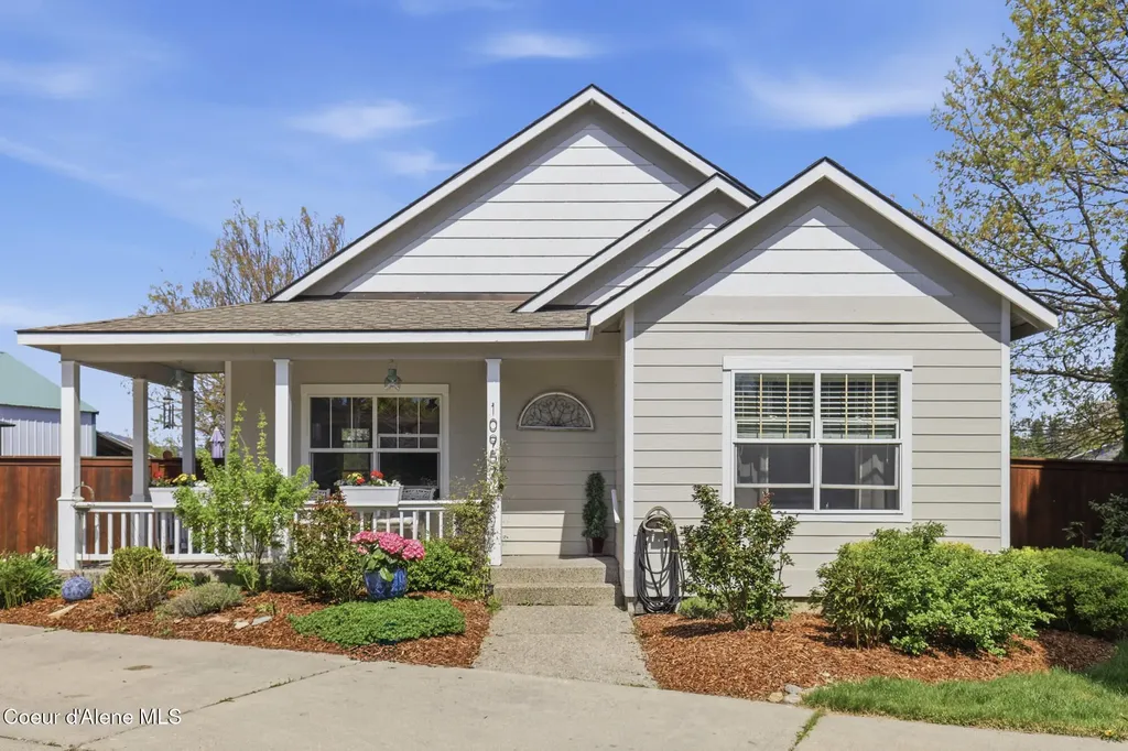 10957 N Danielle Road Hayden ID 83835