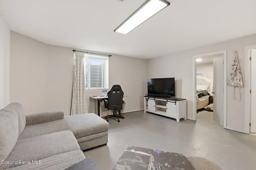 10957 N Danielle Road Hayden ID 83835