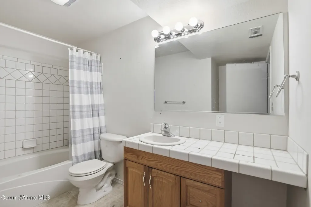 10957 N Danielle Road Hayden ID 83835