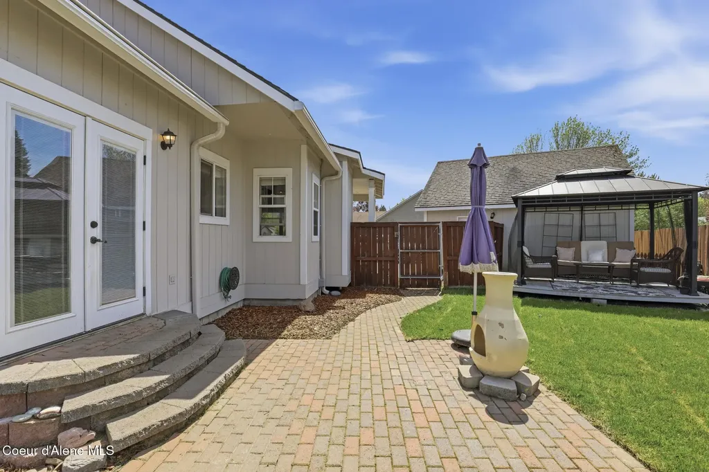 10957 N Danielle Road Hayden ID 83835