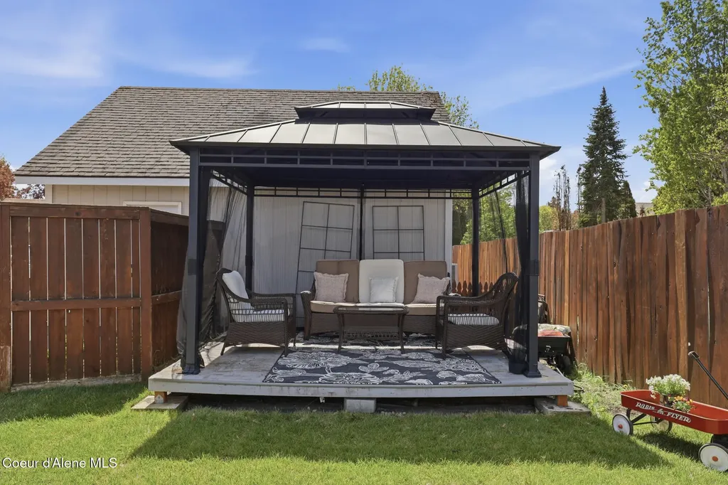 10957 N Danielle Road Hayden ID 83835