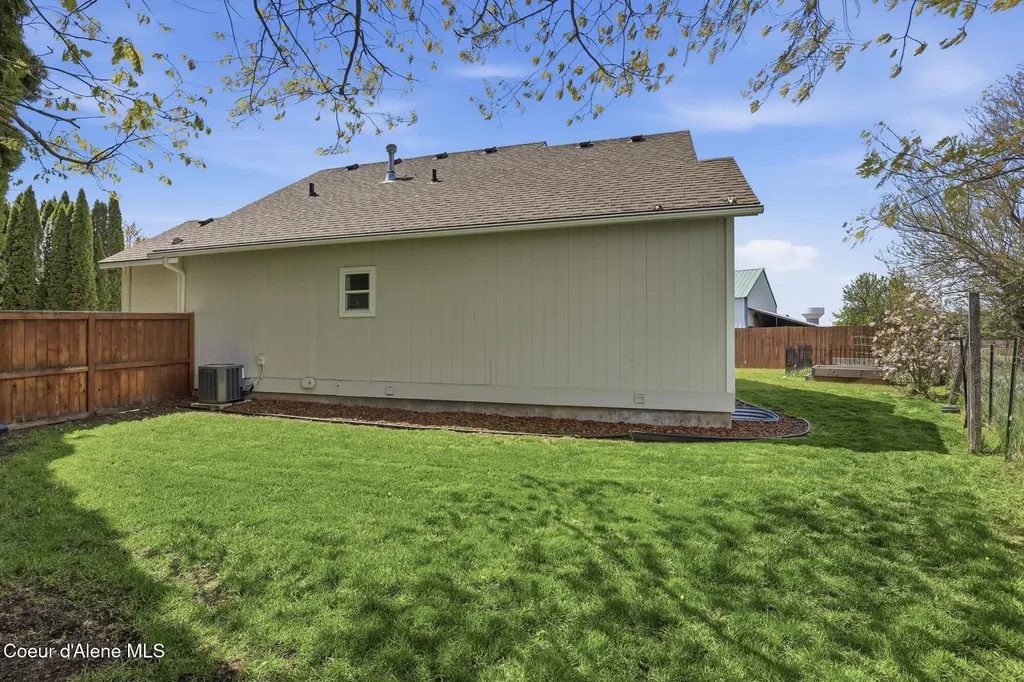 10957 N Danielle Road Hayden ID 83835