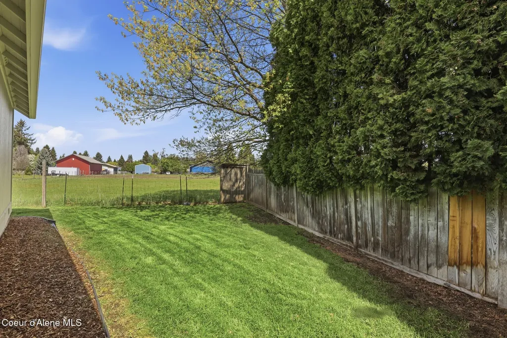 10957 N Danielle Road Hayden ID 83835