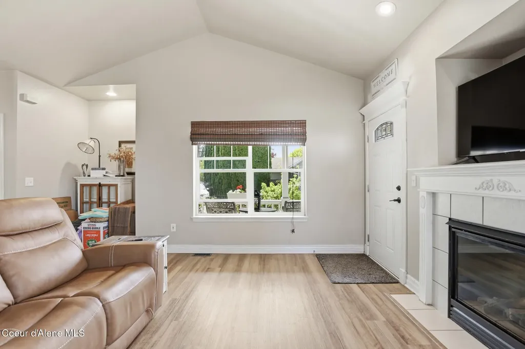 10957 N Danielle Road Hayden ID 83835