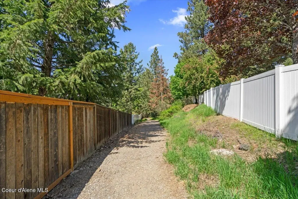 8521 N Audubon Drive Hayden ID 83835