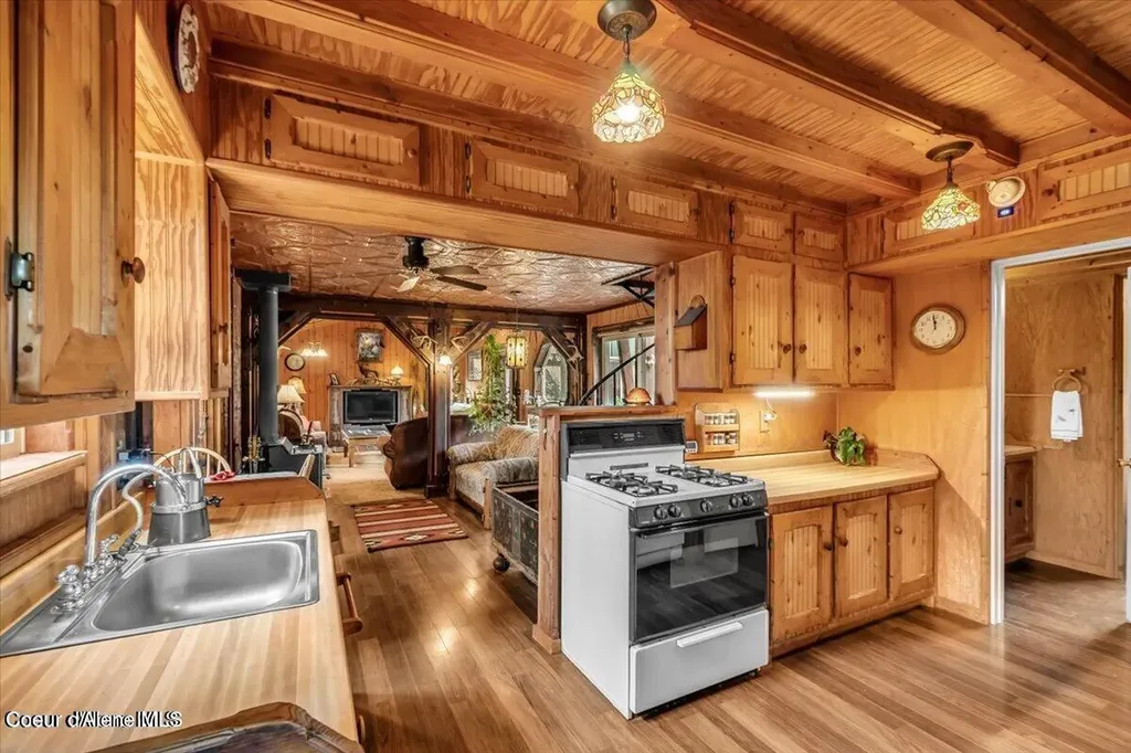348 Spyglass Hill Road Careywood ID 83809