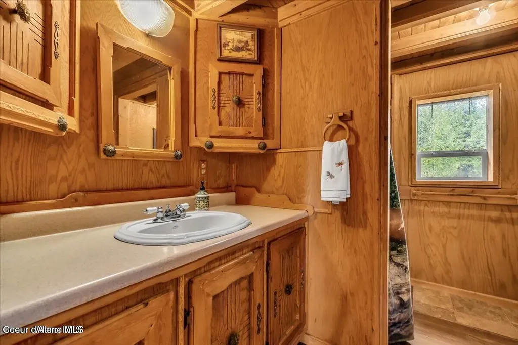 348 Spyglass Hill Road Careywood ID 83809
