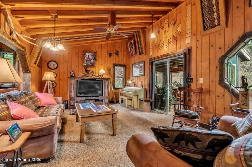 348 Spyglass Hill Road Careywood ID 83809