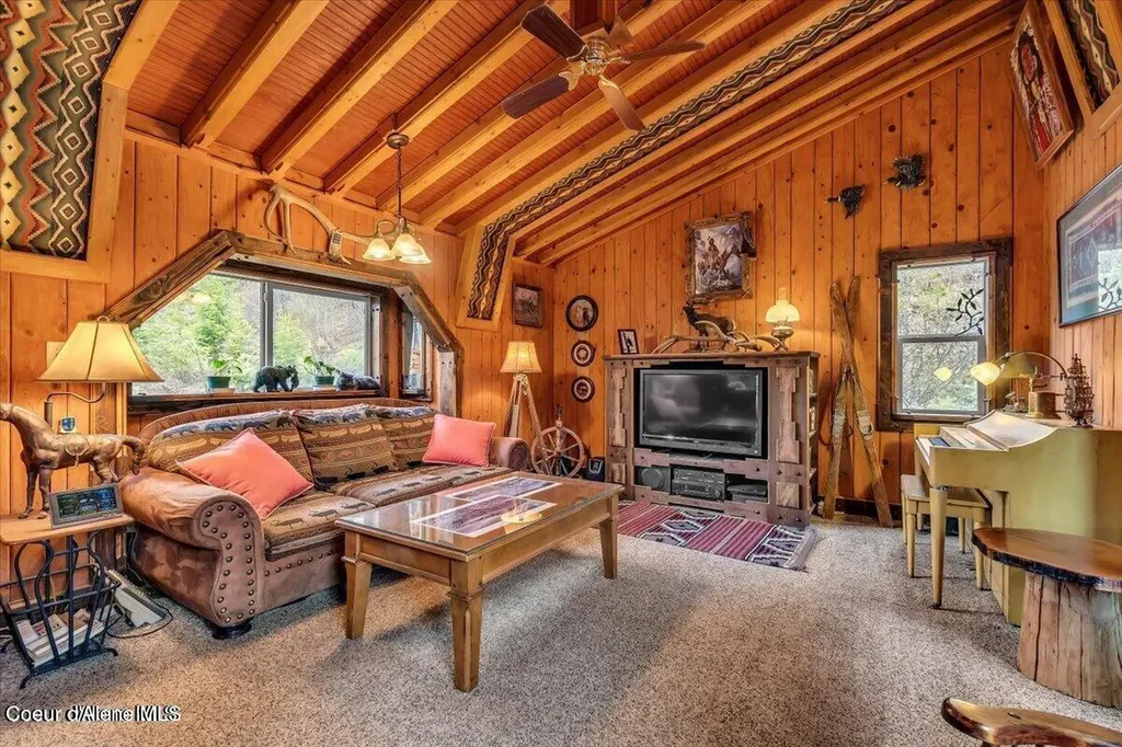 348 Spyglass Hill Road Careywood ID 83809