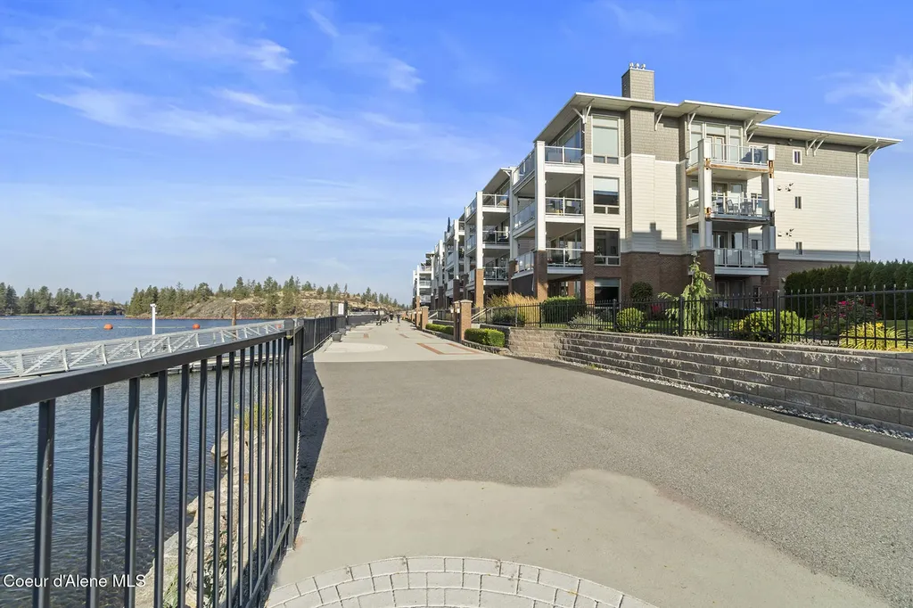 447 W Waterside Drive Post Falls ID 83854