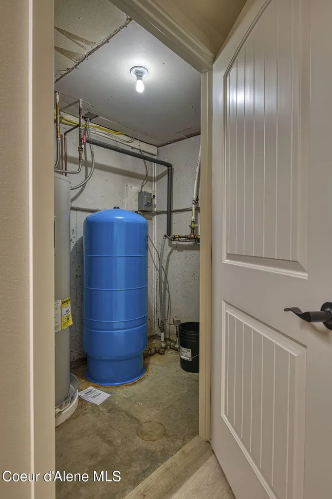 2310 Bottle Bay Road Sagle ID 83860