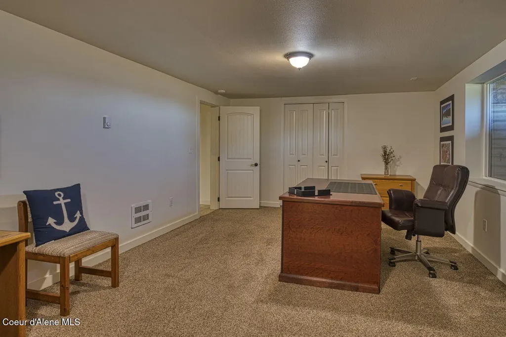2310 Bottle Bay Road Sagle ID 83860