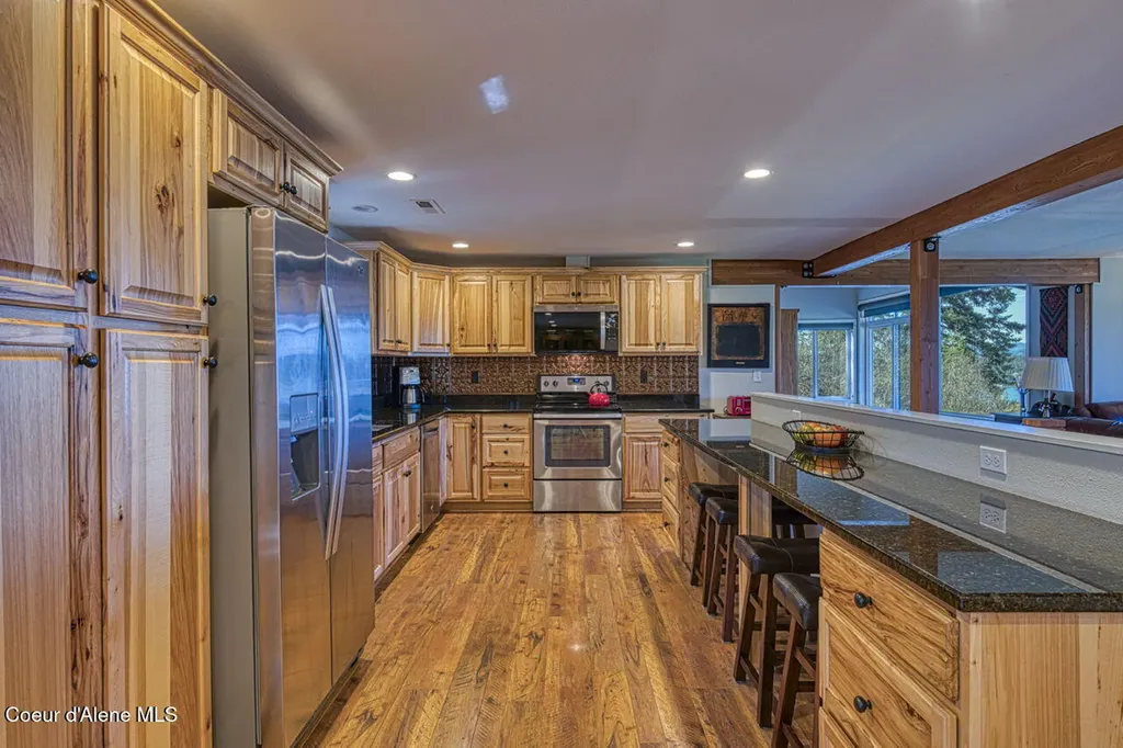 2310 Bottle Bay Road Sagle ID 83860