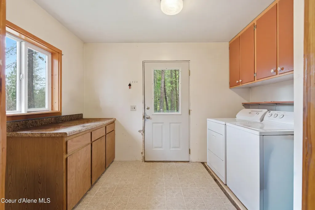 73894 U.s. 2 Moyie Springs ID 83845