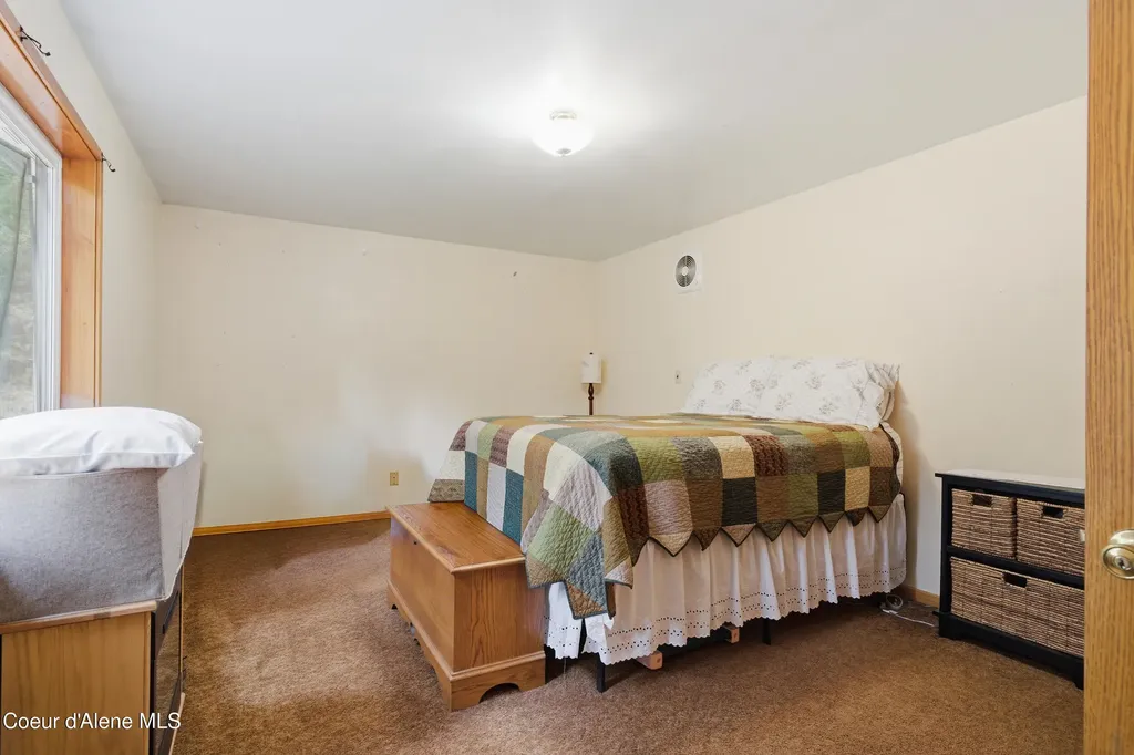 73894 U.s. 2 Moyie Springs ID 83845