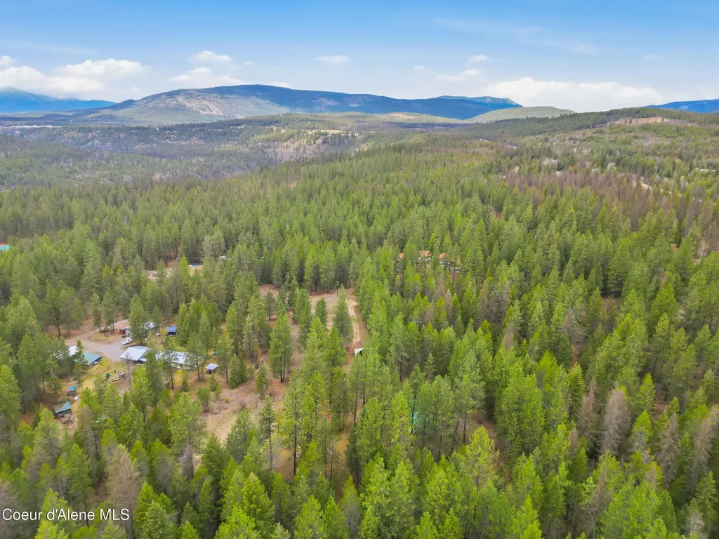73894 U.s. 2 Moyie Springs ID 83845