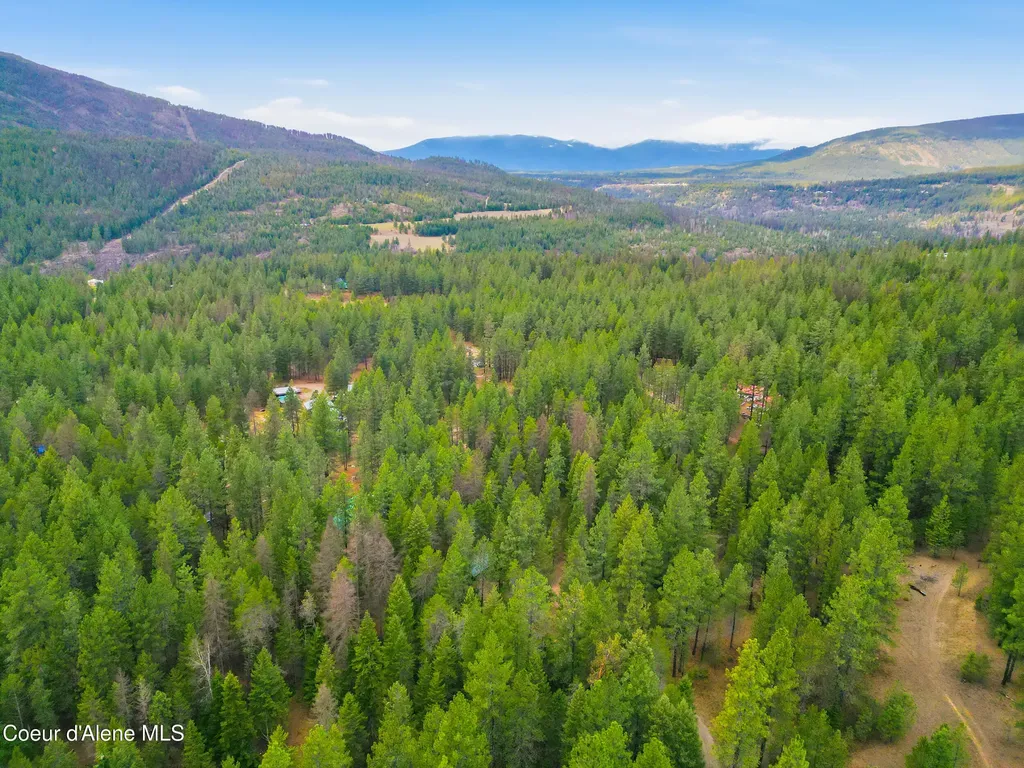 73894 U.s. 2 Moyie Springs ID 83845