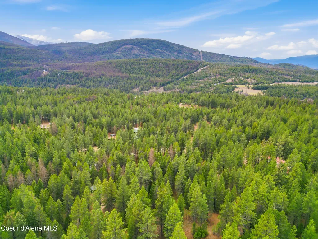 73894 U.s. 2 Moyie Springs ID 83845