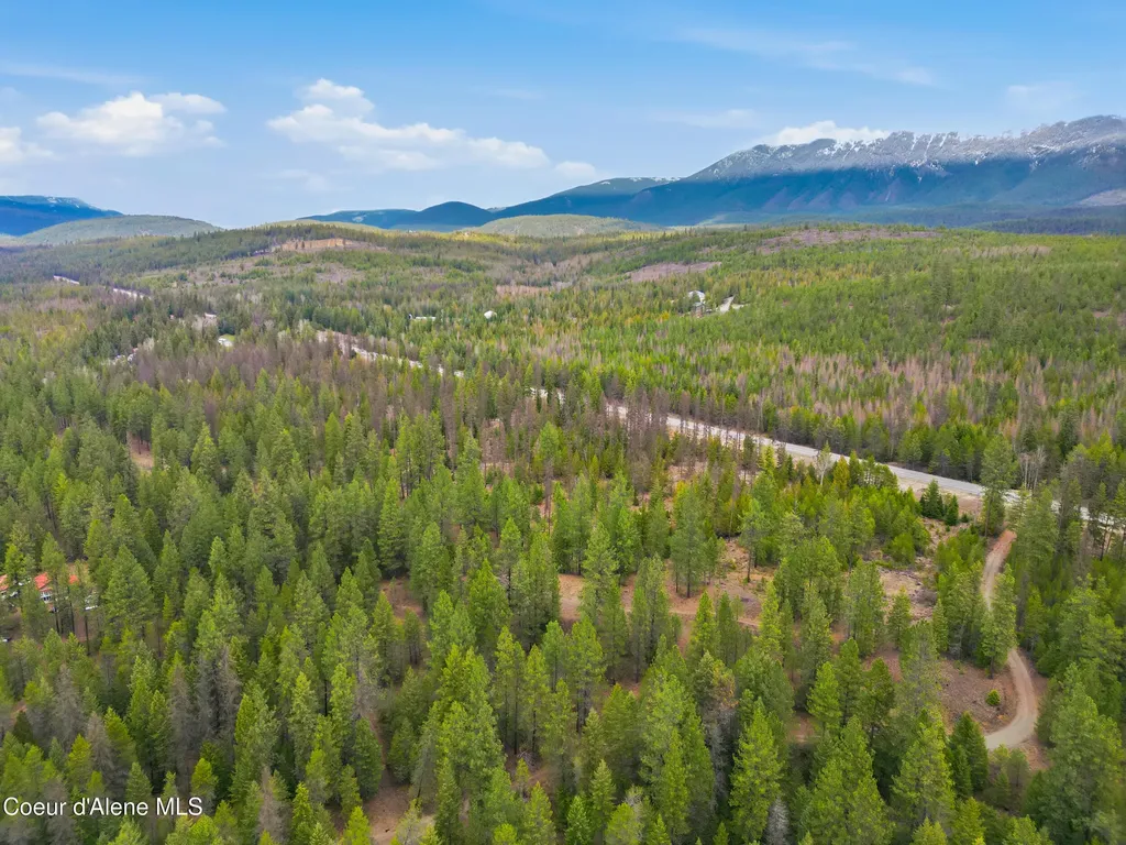 73894 U.s. 2 Moyie Springs ID 83845