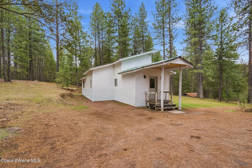 73894 U.s. 2 Moyie Springs ID 83845